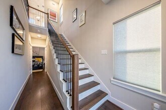 Building Photo - 2604 McIlhenny St