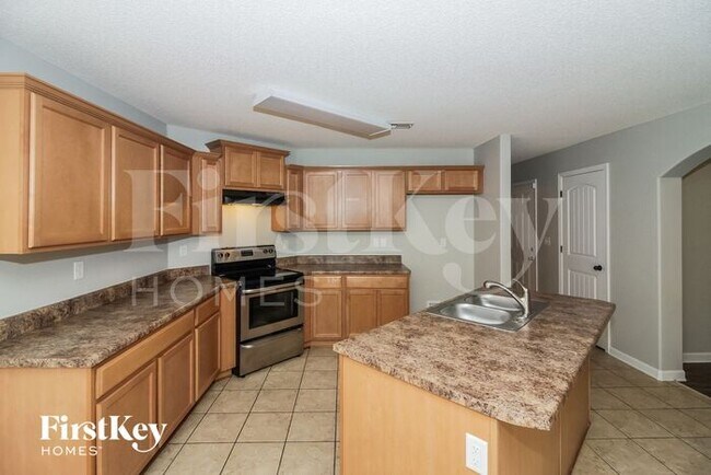 Foto del edificio - 4785 Buttermilk Dr
