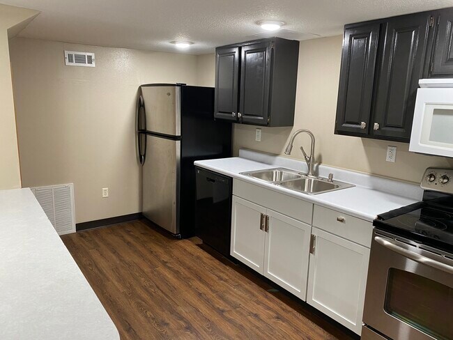 Foto del edificio - 616 W Boone St