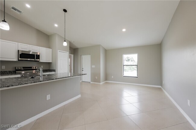 Foto del edificio - 3704 25th St SW
