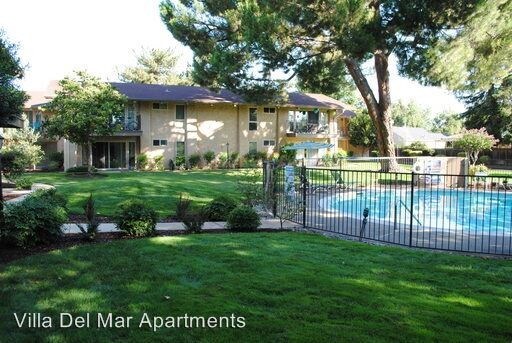 Building Photo - 1385 E Lindo Ave