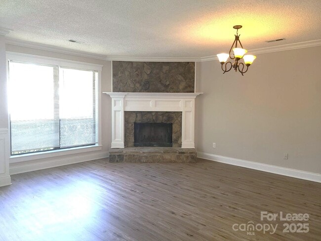 Building Photo - 11026 Vista Haven Dr