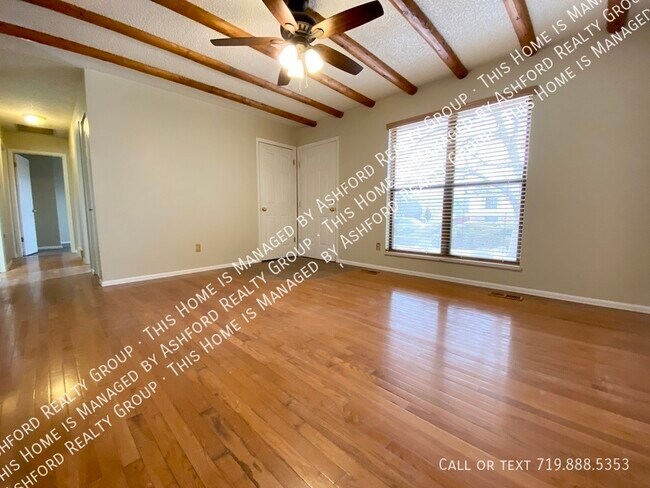 Foto del edificio - 2965 Quincy Place
