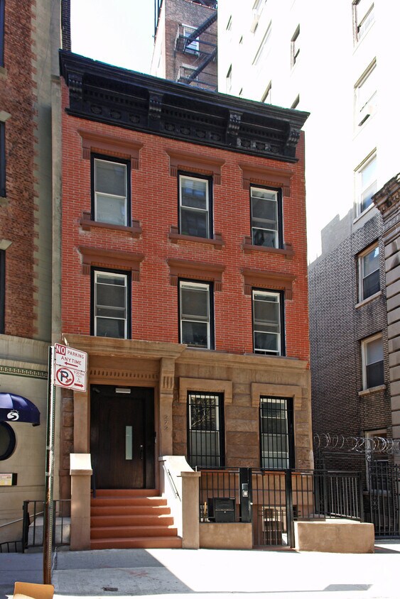 Foto del edificio - 272 W 84th St