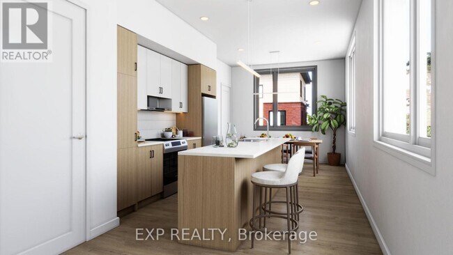 Building Photo - 251 Castor St