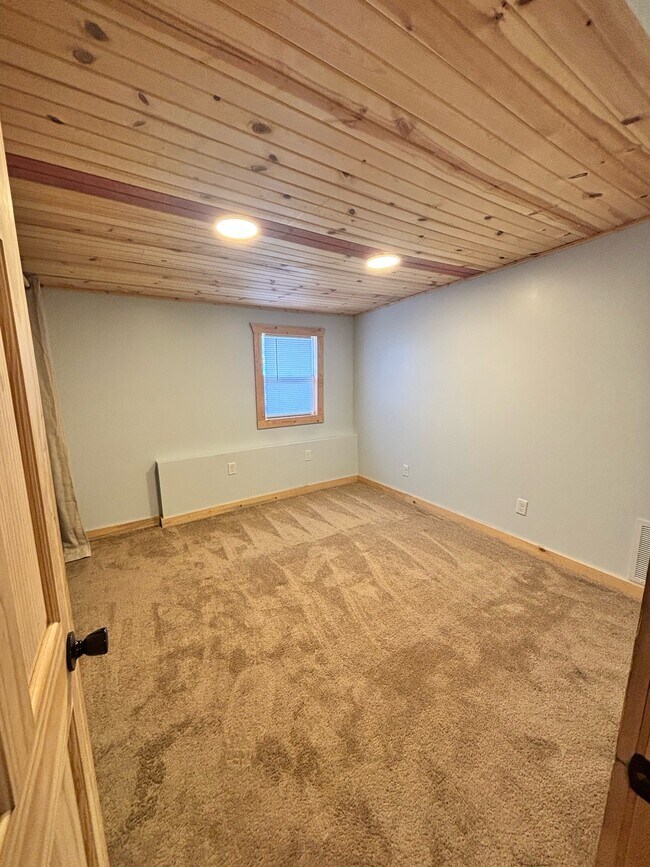 Foto del edificio - 815 Salmon Ave