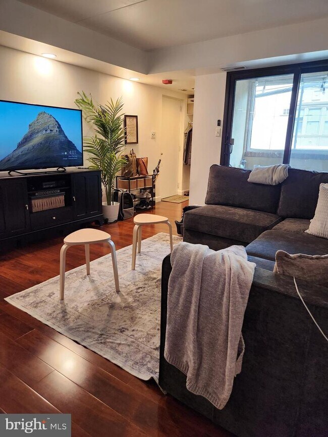 Foto del edificio - 514 S 12th St