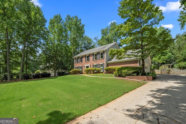Building Photo - 2345 Sumter Lake Dr