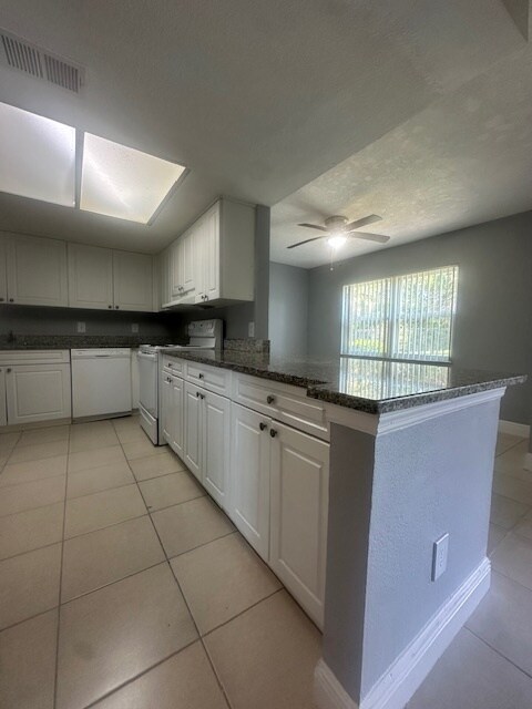 Foto del edificio - 2401 Barley Club Ct