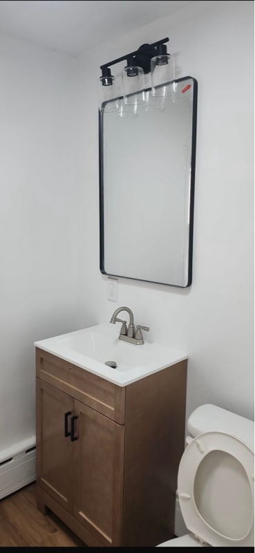 Building Photo - 126 Birch St