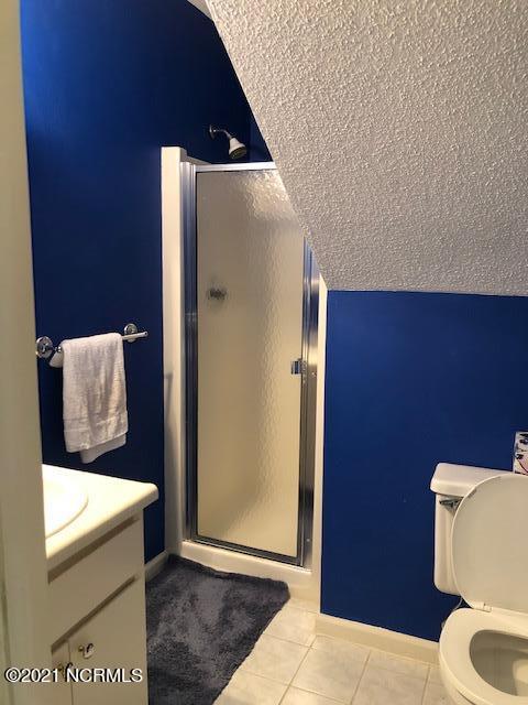 Building Photo - 402 Cobblestone Dr