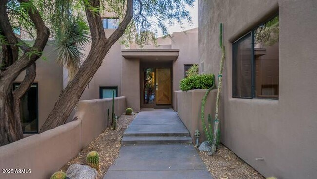 Foto del edificio - 9165 E Sunflower Ct