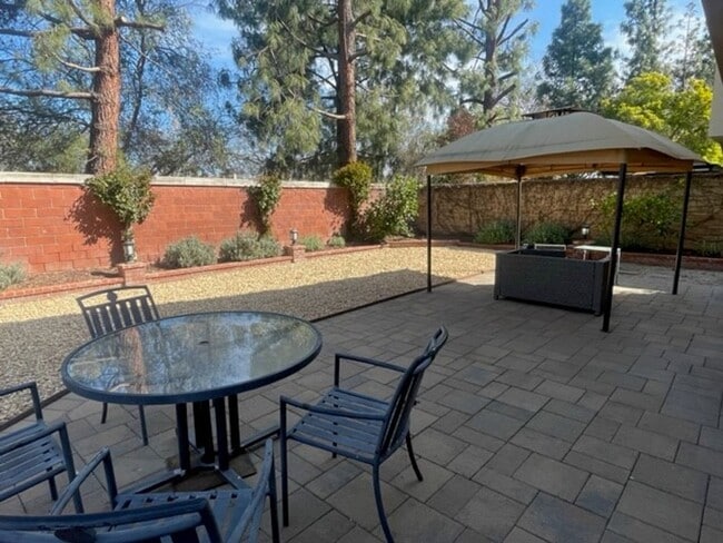 Building Photo - 12015 River Grove Court Moorpark, CA 93021