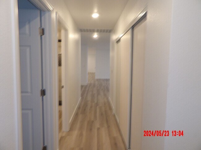Foto del edificio - 4240 Gaye Ln