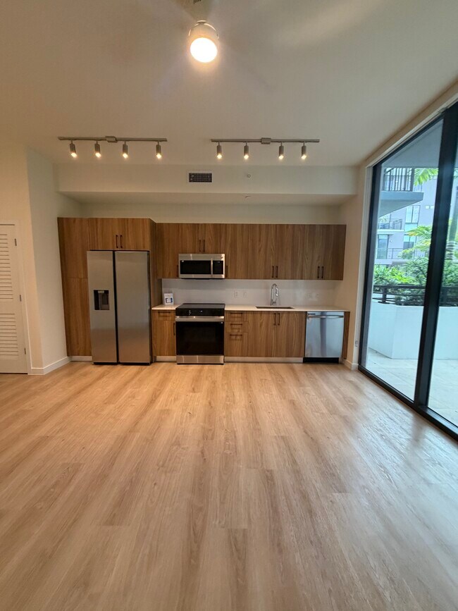 Foto del edificio - 3401 NW 7th St