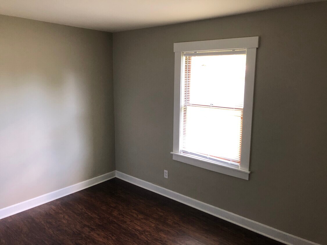 Foto principal - 411 N Vine St