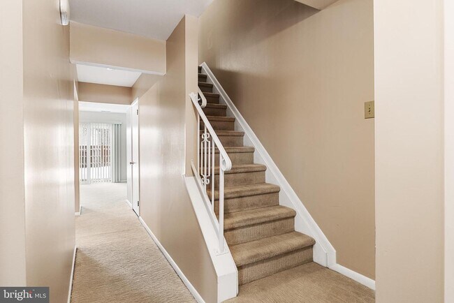 Building Photo - 24 Fulmar Dr