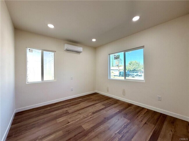 Foto del edificio - 18754 Cohasset St