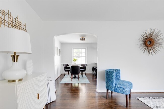 Building Photo - 4707 Radford Avenue