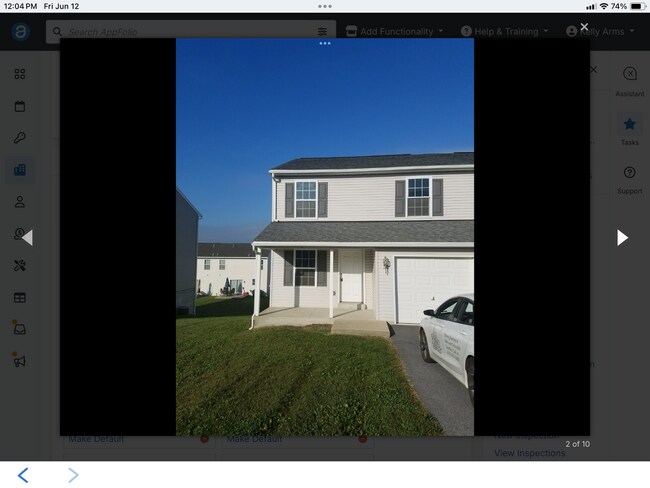 Foto del edificio - Lovely Muhlenberg Semi Detached