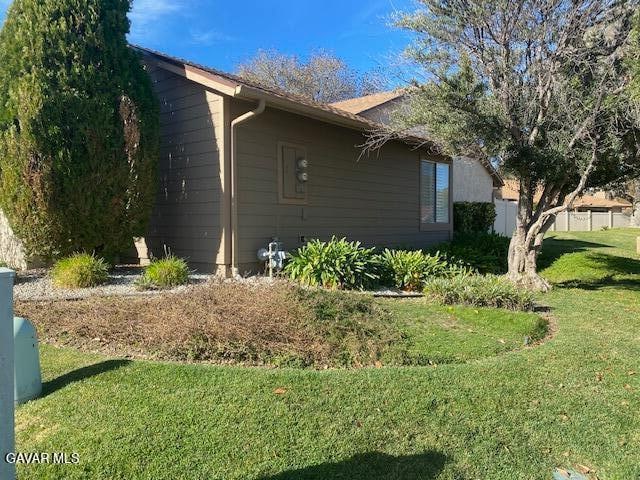 Foto del edificio - 26265 Rainbow Glen Dr