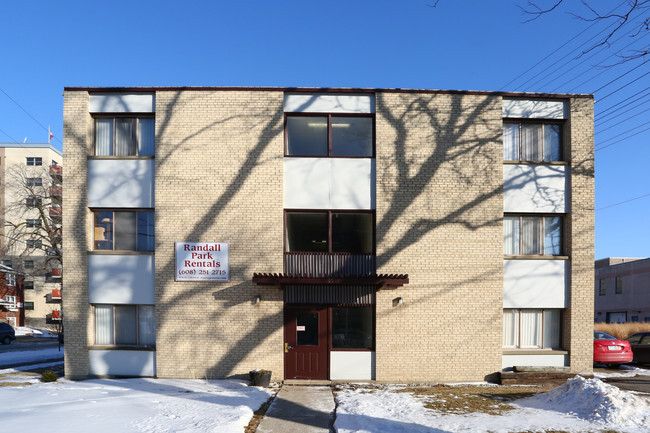 Building Photo - 45 N Orchard St