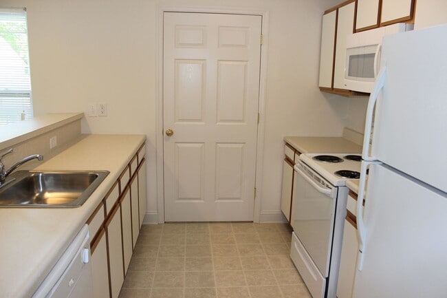 Building Photo - 1913-A Tabor Village Dr.