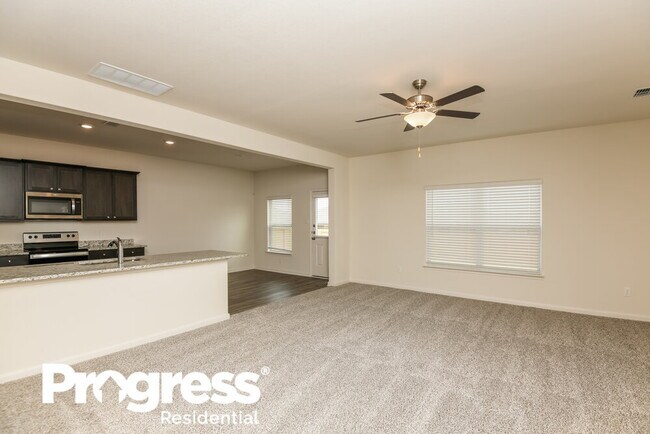 Building Photo - 108 Coyote Creek Cir