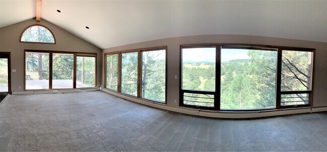 Foto del edificio - 21648 Mountsfield Dr