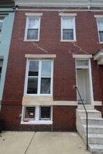 Building Photo - 202 W Lorraine Ave