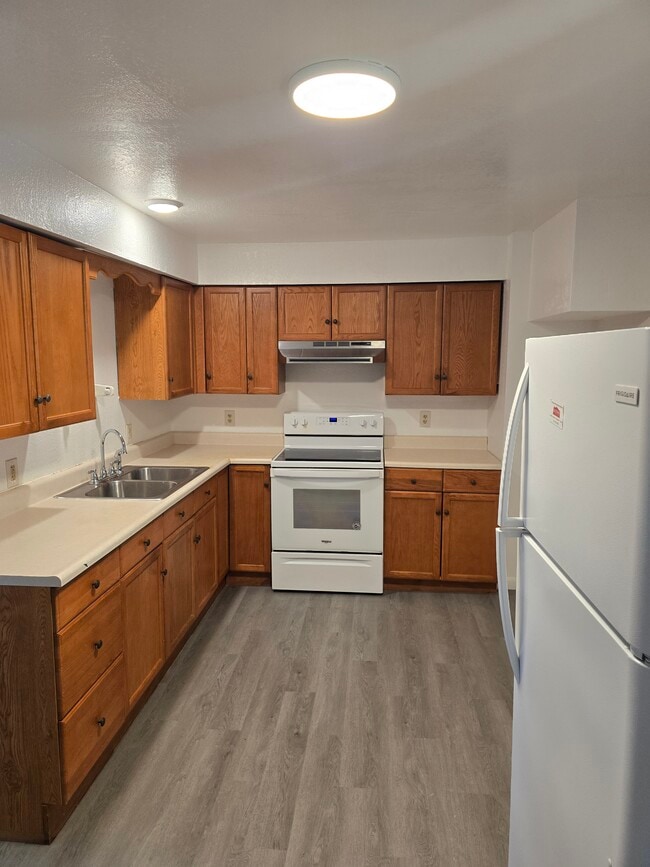Building Photo - 1508 Woodmont Ave