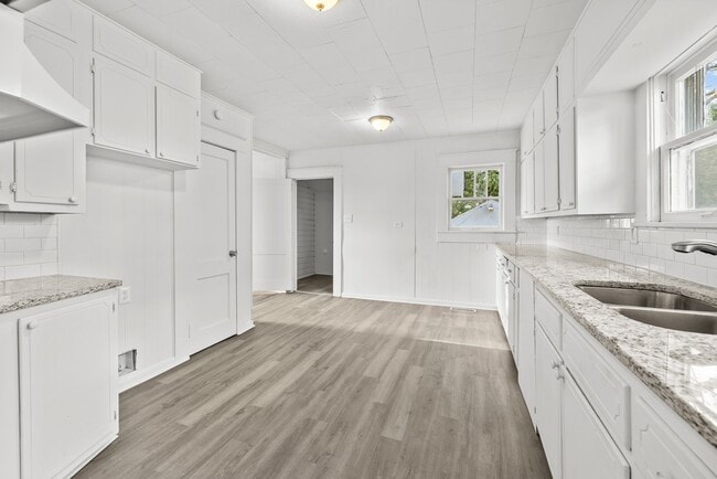Foto del edificio - Beautiful Fully Renovated Home
