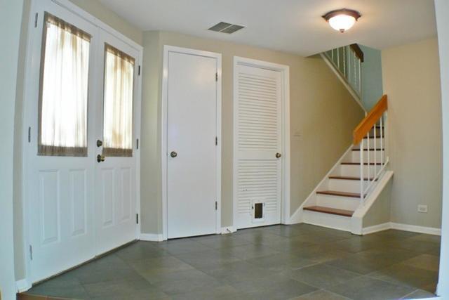 Foto del edificio - 40 Sarahs Grove Ln