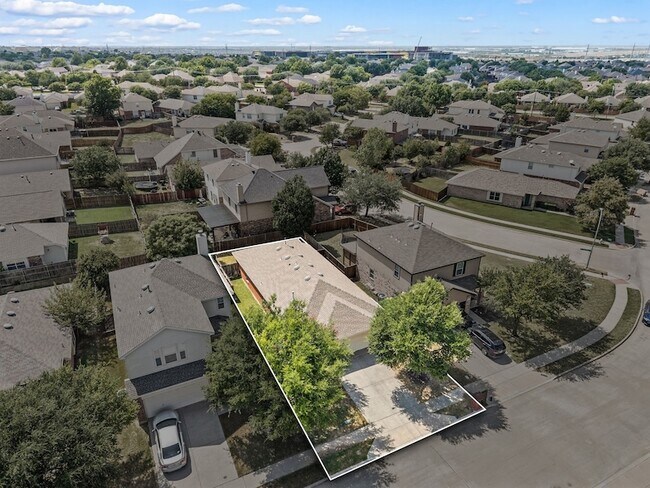 Foto del edificio - 12113 Thicket Bend Dr