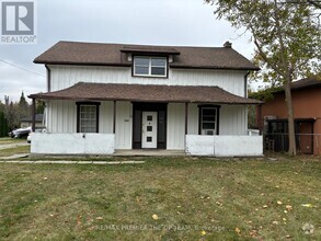 Building Photo - 9690 Keele St