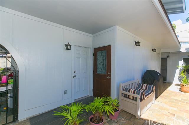 Building Photo - 1441 Pueo St