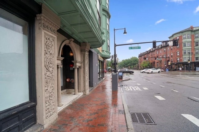 Building Photo - 492 Massachusetts Ave