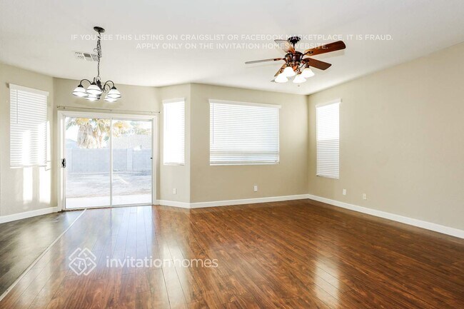 Foto del edificio - 4821 E Meadow Mist Ln