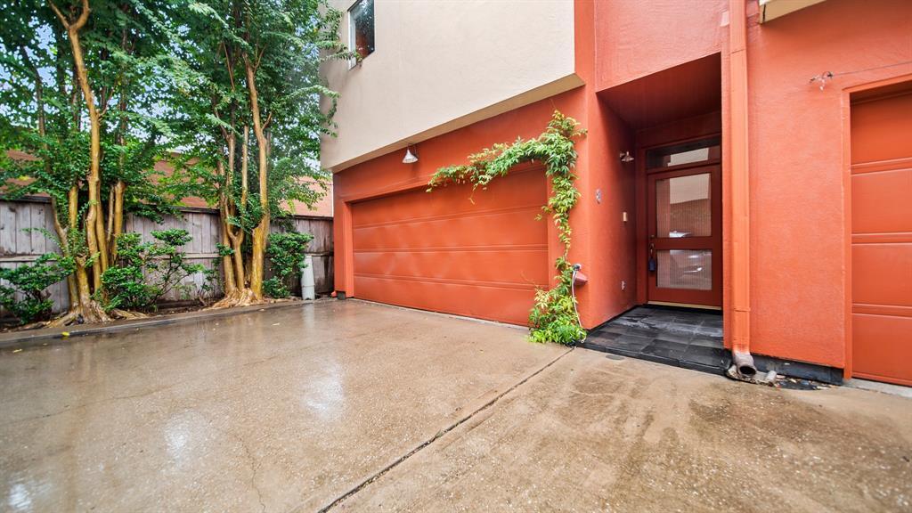 Foto principal - 2436 Bissonnet St