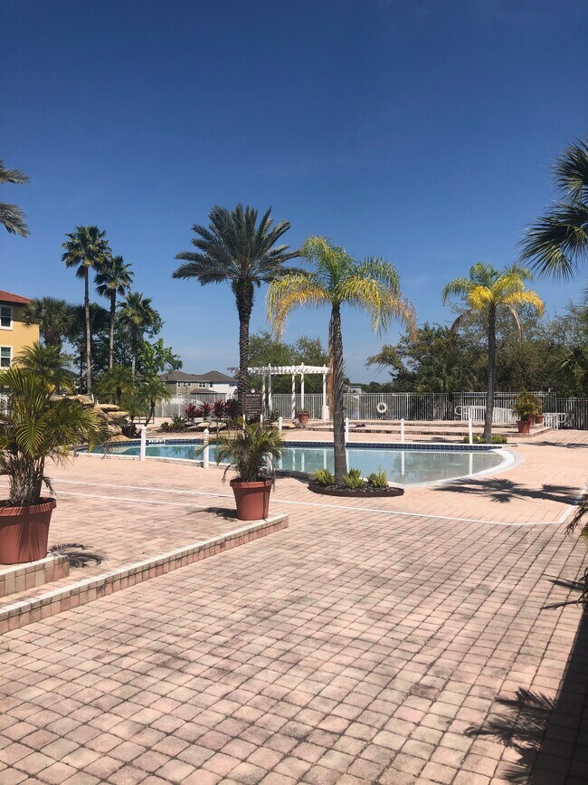 Foto del edificio - 5475 Vineland Rd