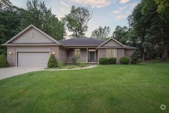 Building Photo - 5279 Thames Ct