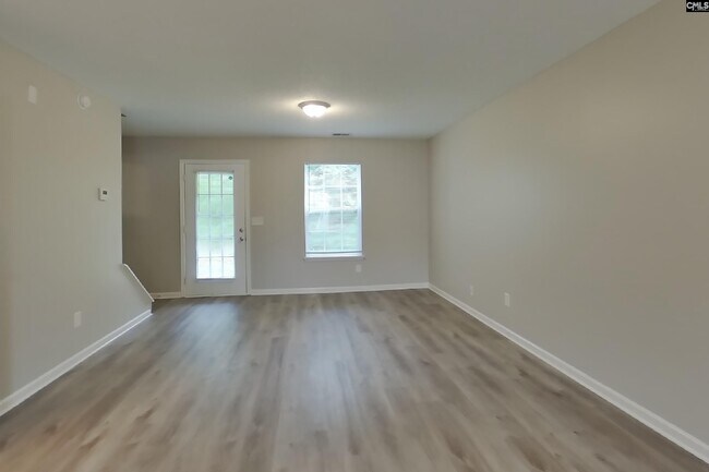 Foto del edificio - 324 Valley Heights Ln