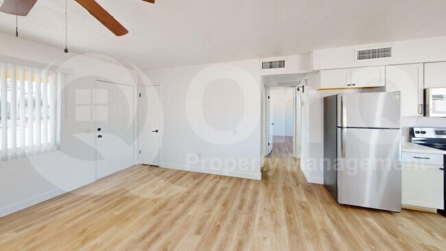 Foto del edificio - 3310 W Runion Dr