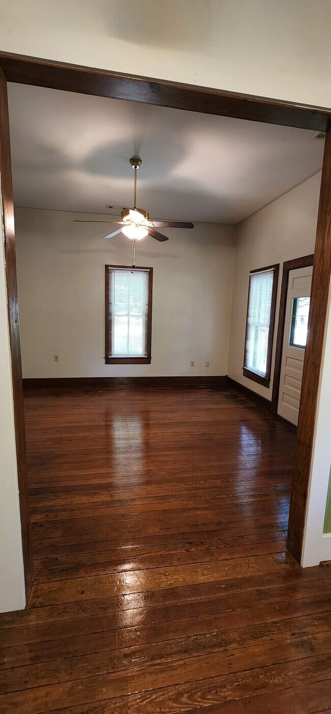 Foto del edificio - 184 Elm St