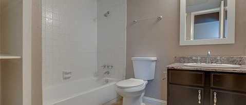 Building Photo - 5829 Phoenix Dr