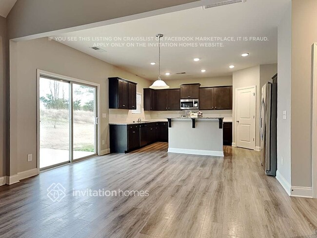 Building Photo - 5419 Roberta Crossing Dr