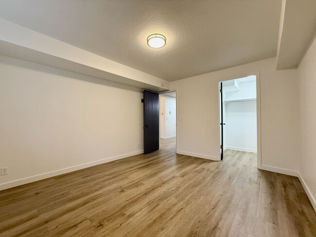 Foto del edificio - Updated 1 Bedroom Condo in Holladay