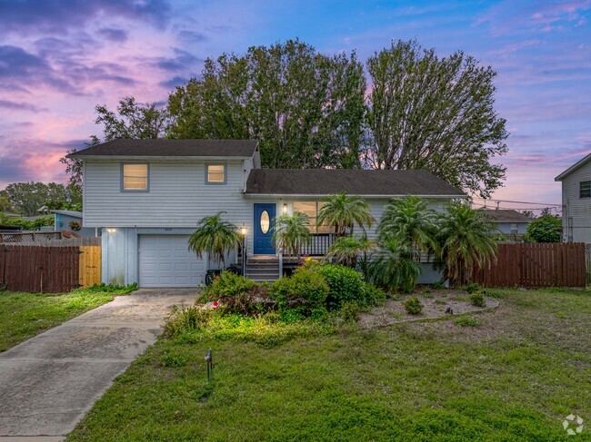 Building Photo - 403 48th Street Ct W