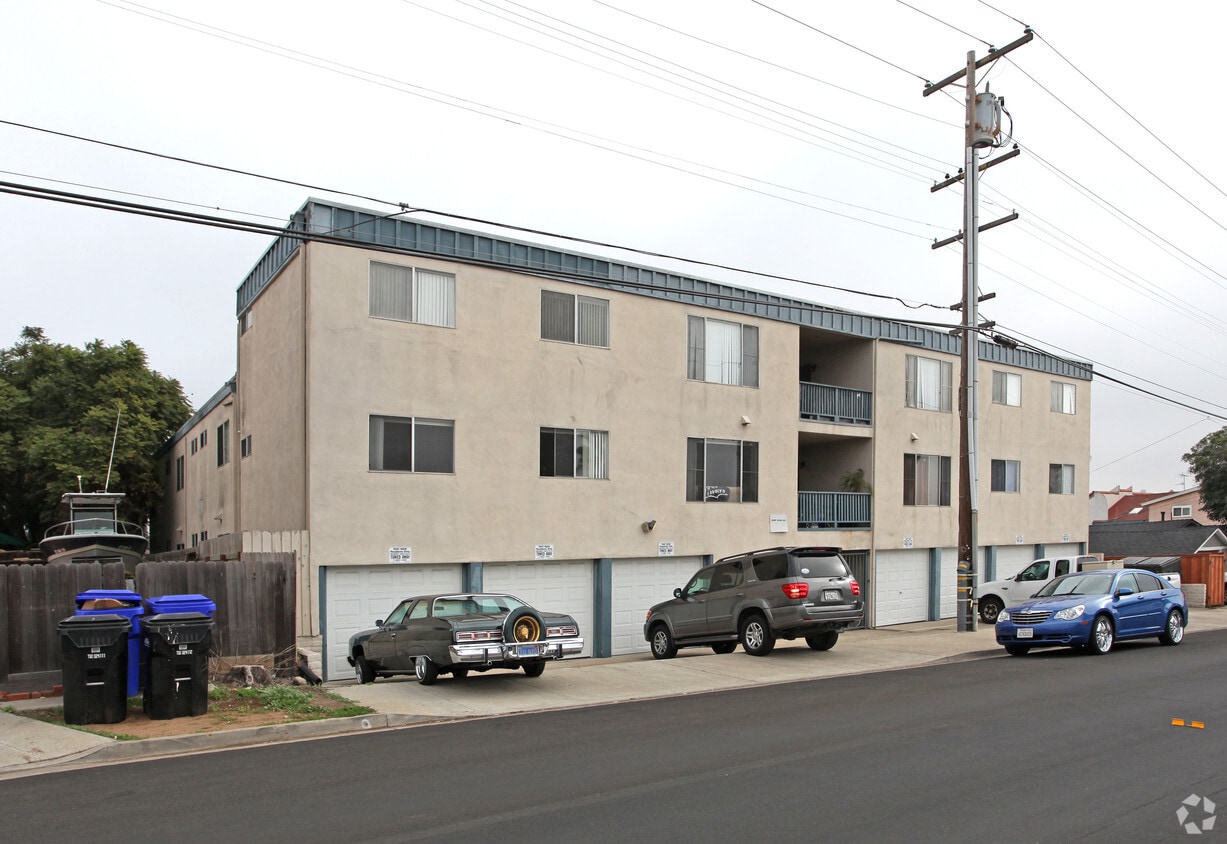 Building Photo - Loma Villa