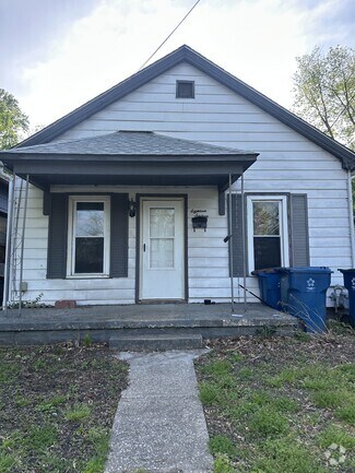 Building Photo - 1816 Central Alton